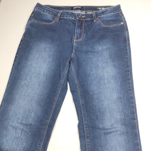 LIKE NEW DAVID BITTON MIDRISE STRAIGHT LEG STRETCH JEANS 6/28x32 ⭐️ - Picture 5 of 12